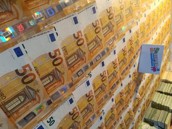 Buy counterfeit polymer bills